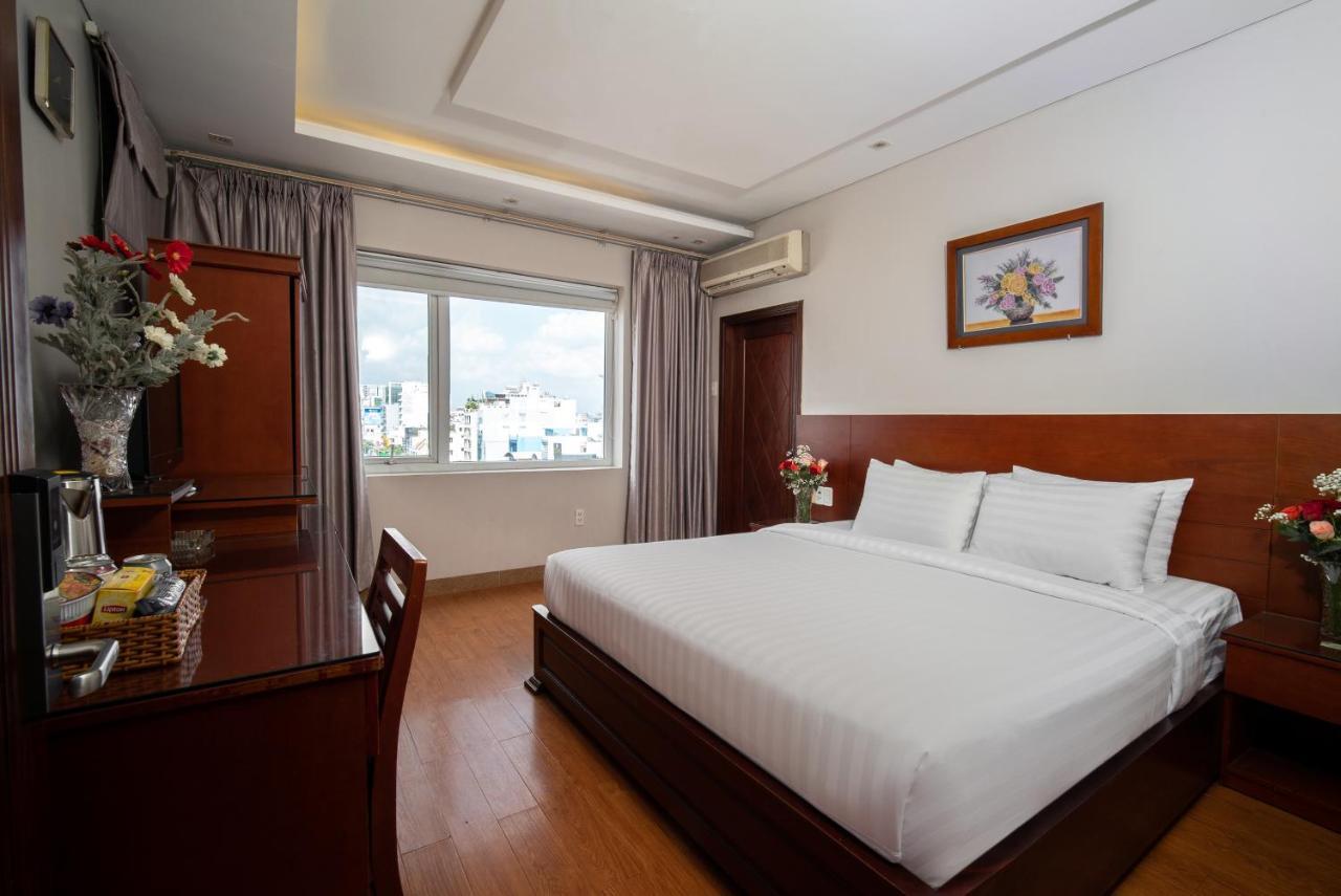 Van Ha Hotel Хошимин Экстерьер фото